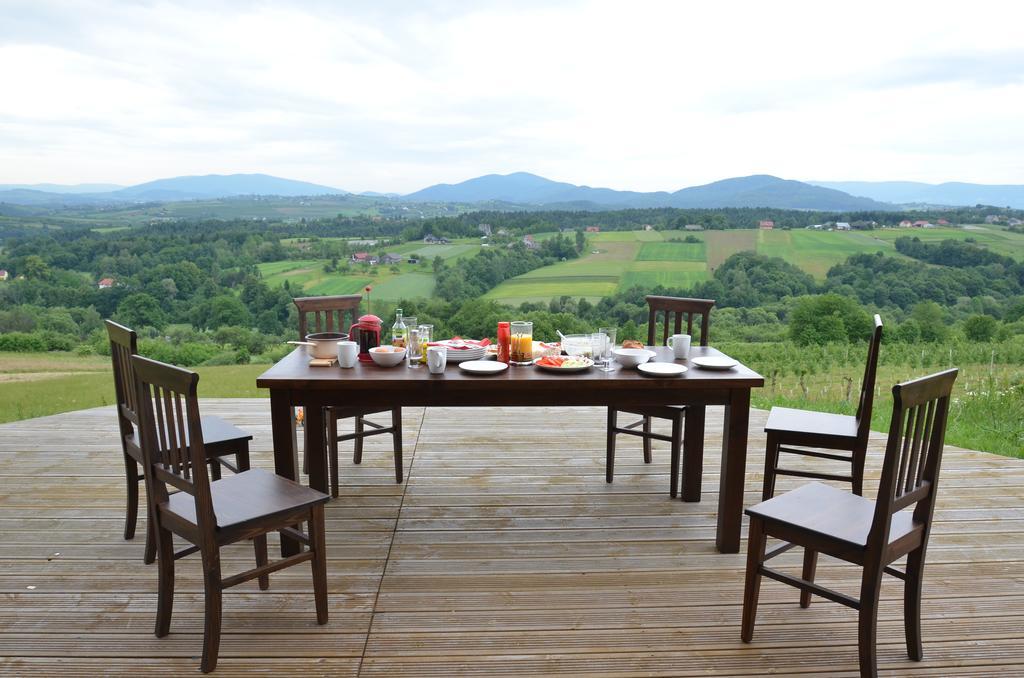 Fantastic View Vineyard Beskid Mountains Gruszow  Exteriör bild