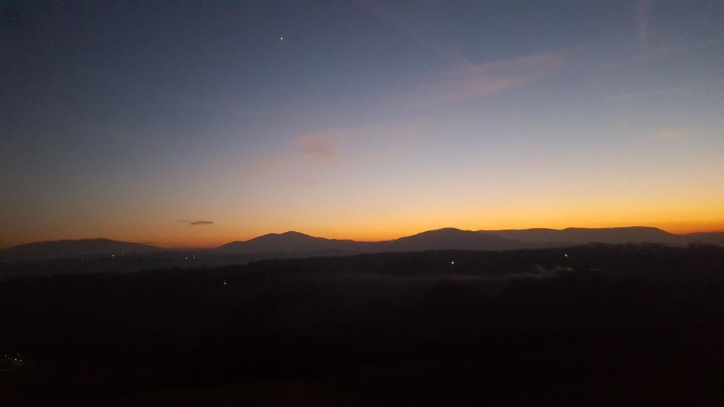 Fantastic View Vineyard Beskid Mountains Gruszow  Exteriör bild